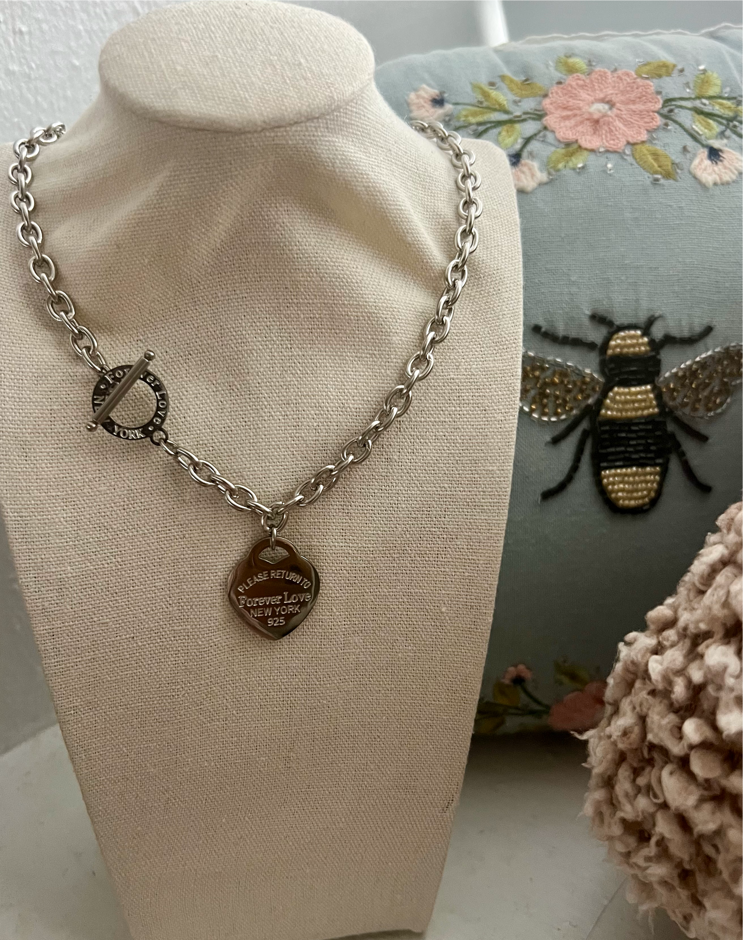 New York Love Necklace