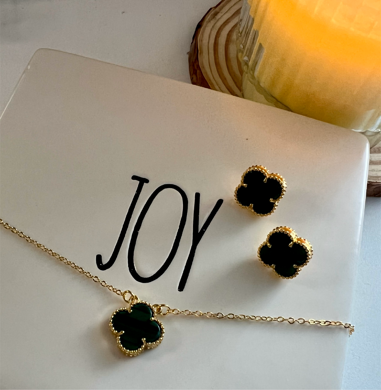 SET 2 GOLD PIECES CLOVER (NECKLAGE AND EARRING)