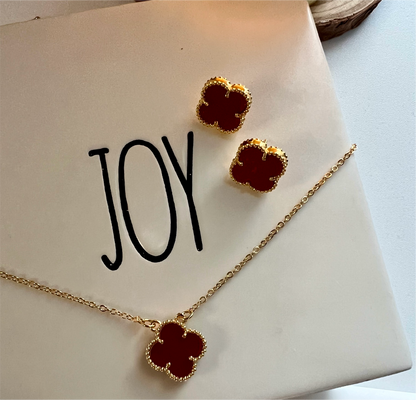 SET 2 GOLD PIECES CLOVER (NECKLAGE AND EARRING)