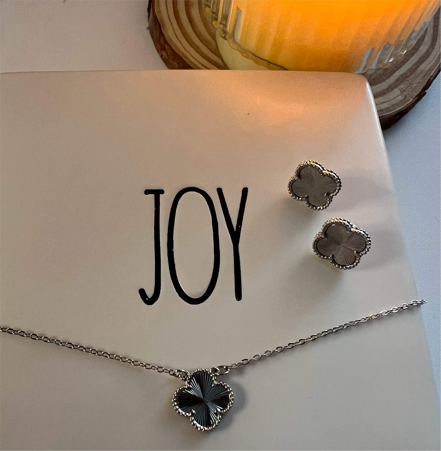 SET 2 PIECES SILVER CLOVER (NECKLAGE AND EARRING)