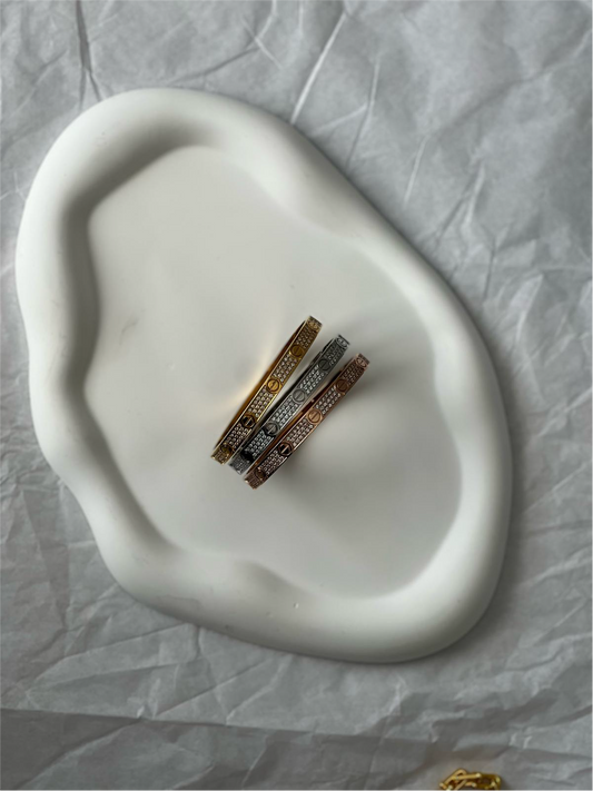 FULL DIAMONDS LOVE BRACELET