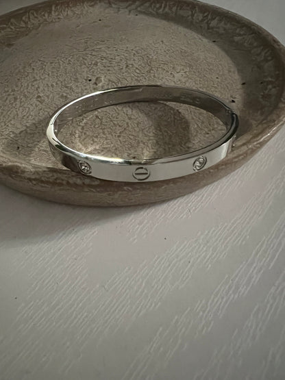 Bracelet love with stone silver