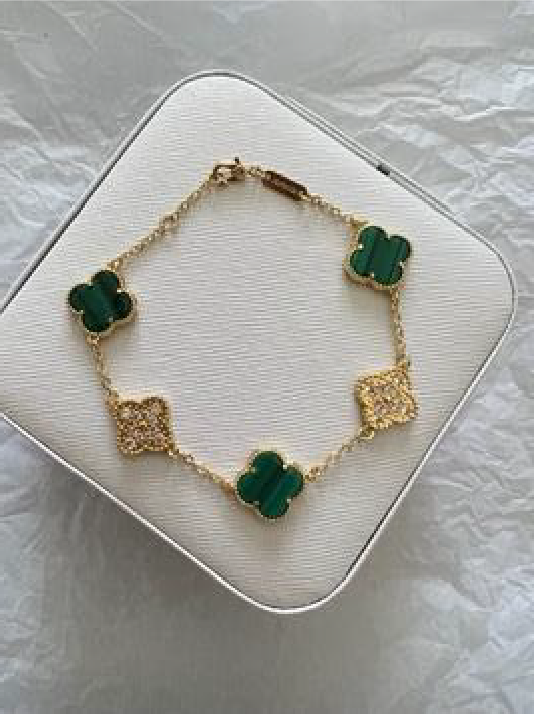 GOLD/GREEN WITH STONE CLOVER BRACELET