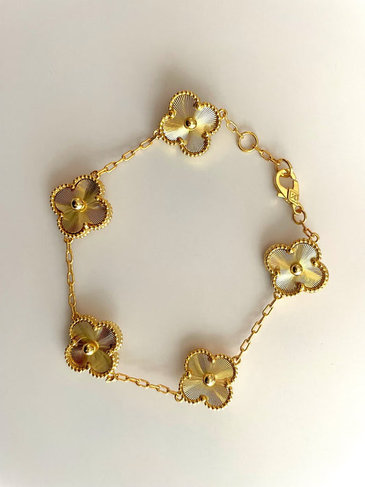 GLOD CLOVER FLOWER BRACELET