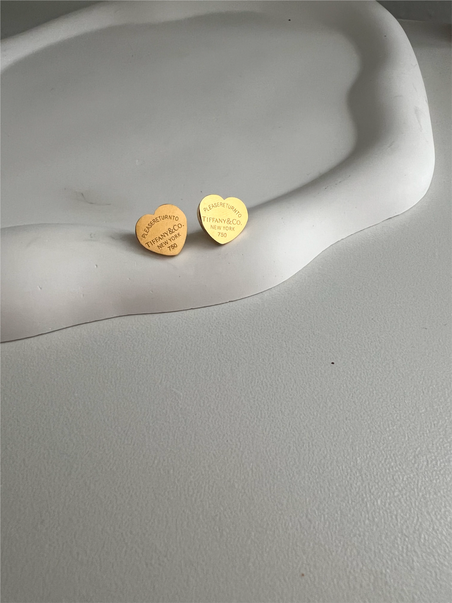 HEART NEW YORK EARRINGS