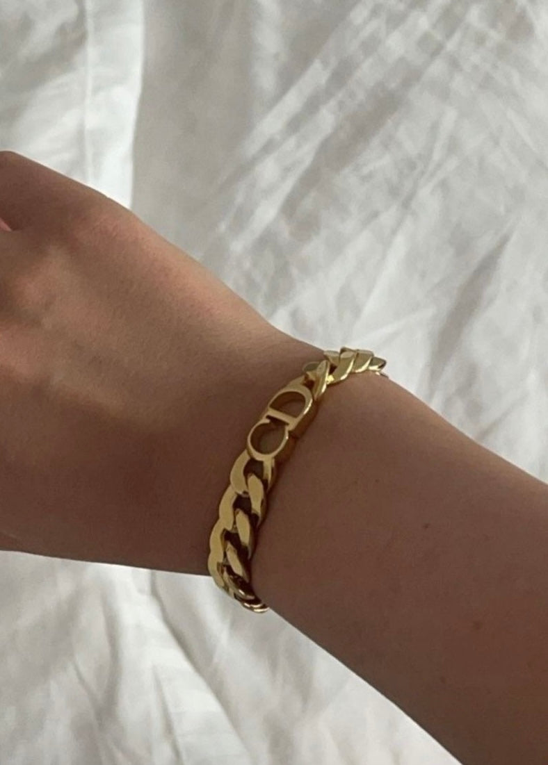 I ADORE GOLD BRACELET