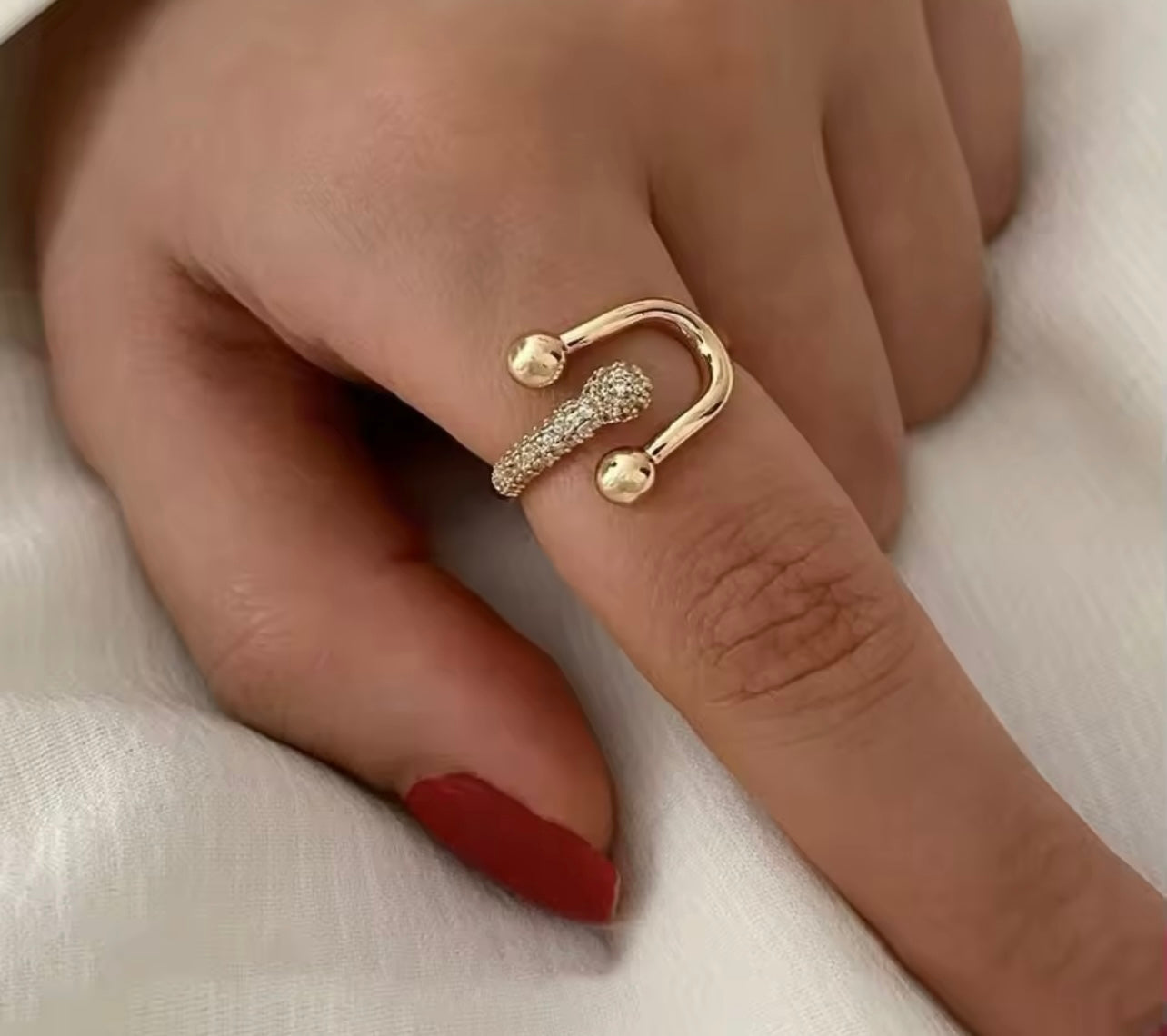 STEFY GOLD RING (ADJUSTABLE)